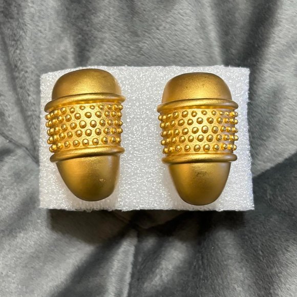 Liz Claiborne Matte Gold Tone Earrings Vintage Pierced Signed - Picture 1 of 8